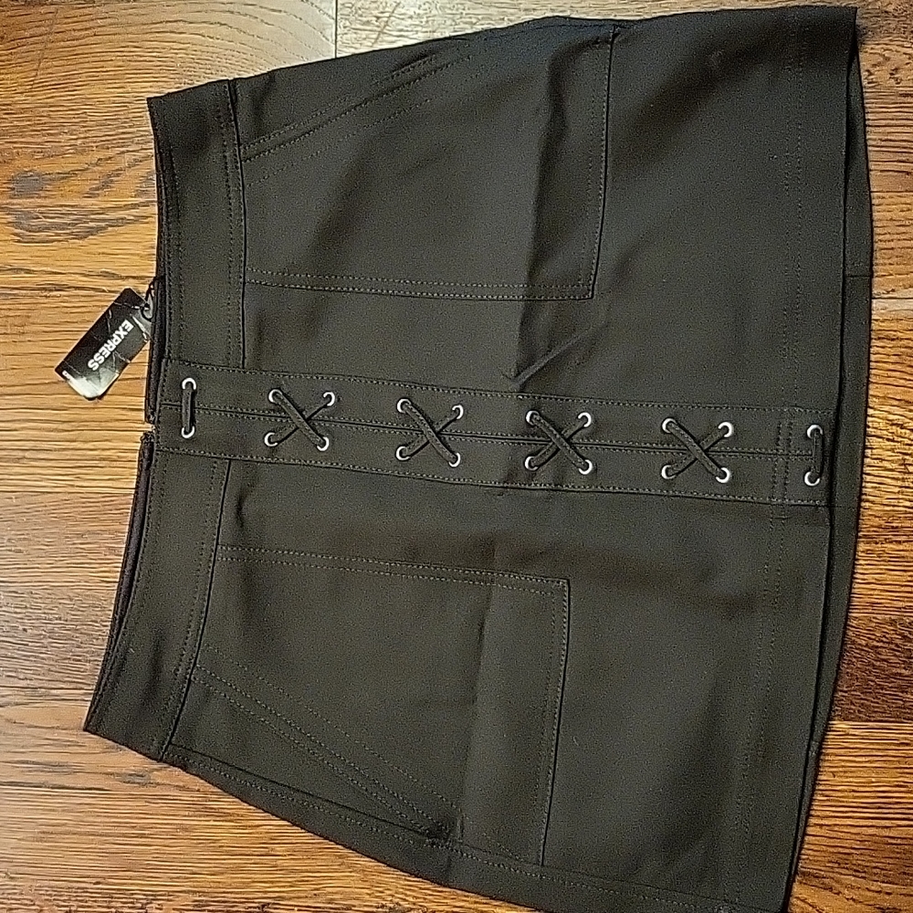 Express olive criss-cross front skirt
